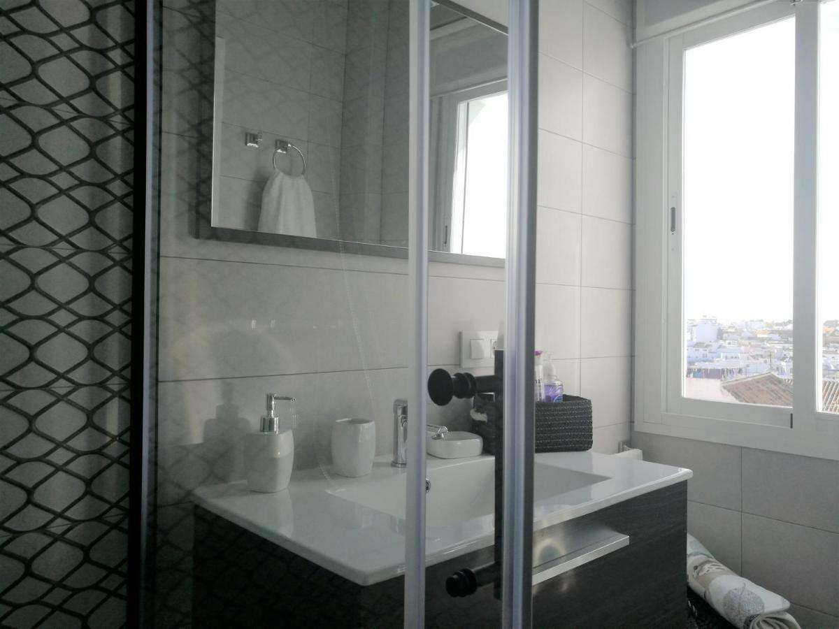 Piso Con Terraza Y Vistas Espectaculares Apartment Carmona  Ngoại thất bức ảnh