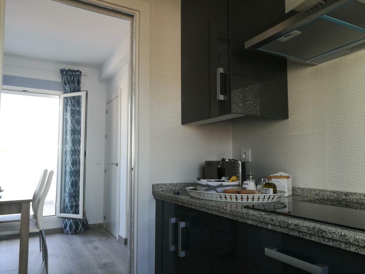 Piso Con Terraza Y Vistas Espectaculares Apartment Carmona  Ngoại thất bức ảnh